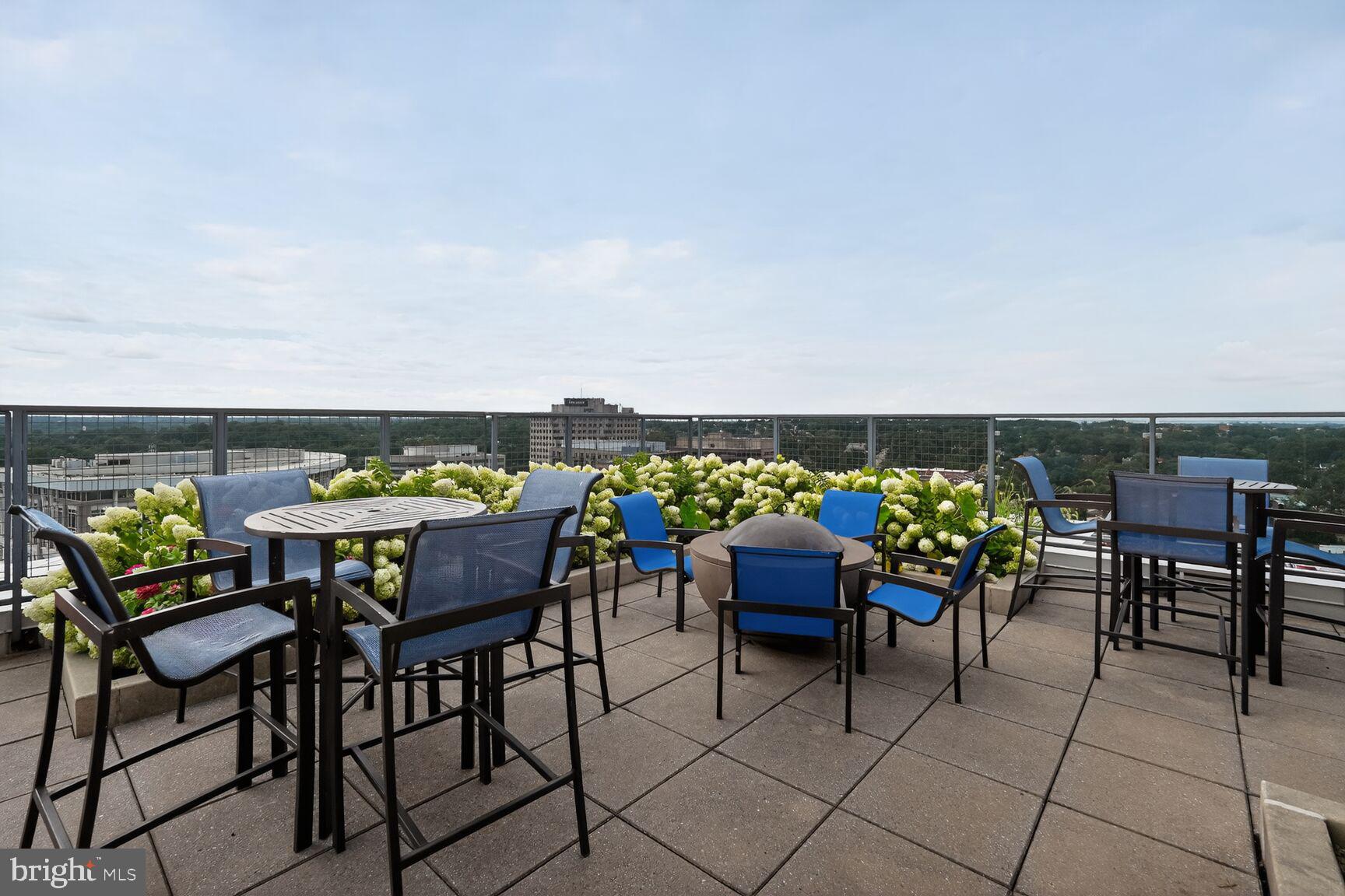 851 North Glebe Road, Unit 411 Arlington, VA 22203 - Photo 27 of 34 Gallery Image 27