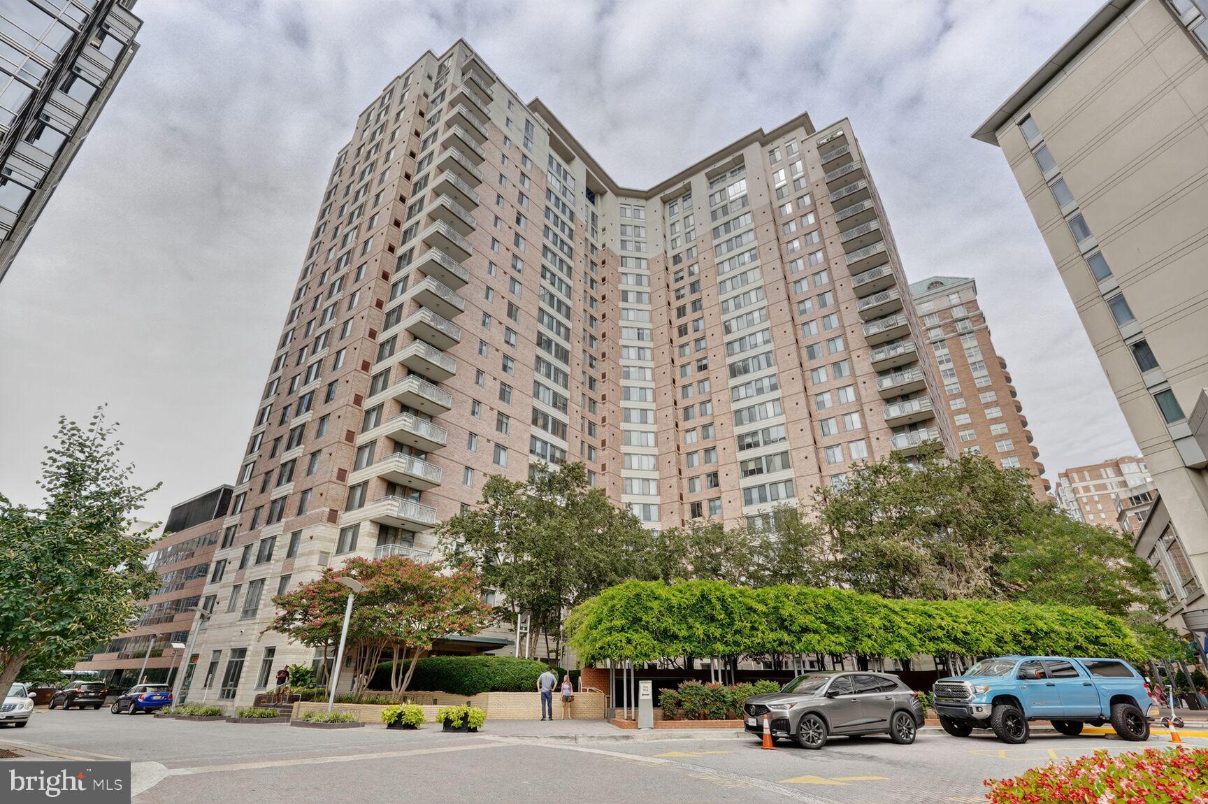 851 North Glebe Road, Unit 411 Arlington, VA 22203 - Photo 33 of 34 Gallery Image 33