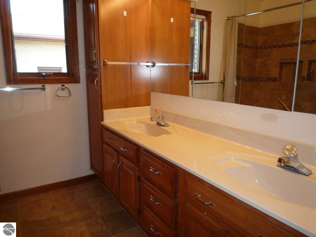 465 North Luce Road Alma, MI 48801 - Photo 26 of 26 1788694-25.JPG
