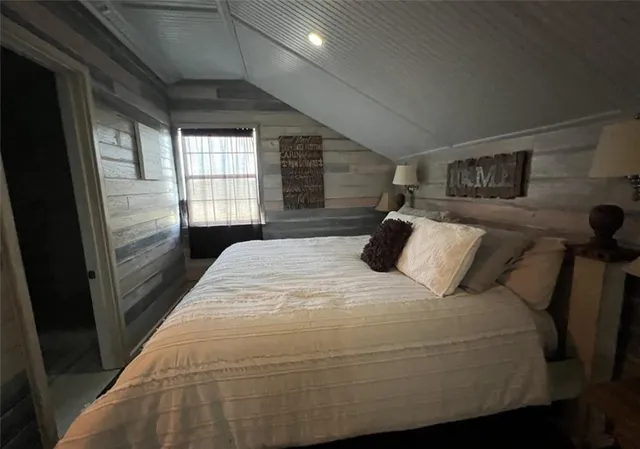 $699,000 | 4886 Jenic Lane, Barataria, LA 70036