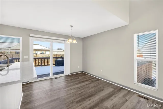 $295,000 | 83 Berretta Court, Wright City, MO 63390