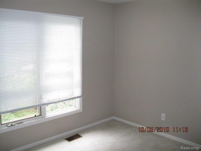1791 Old Homestead Drive Rochester, MI 48306 - Photo 18 of 24 IMG_0260