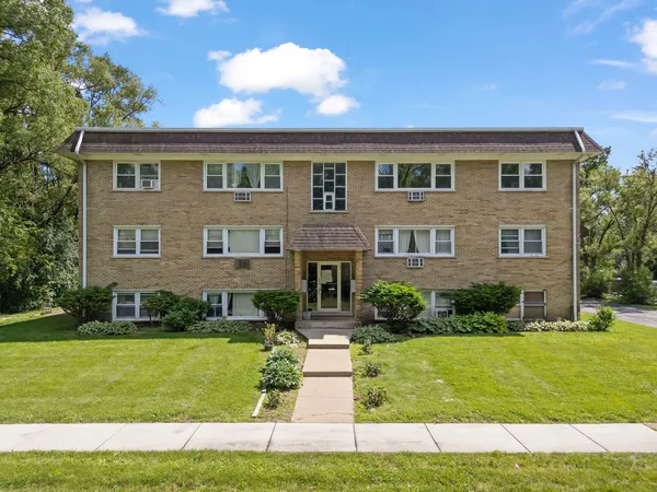 $165,000 | 255 East Oak Street, Unit 12, Addison, IL 60101