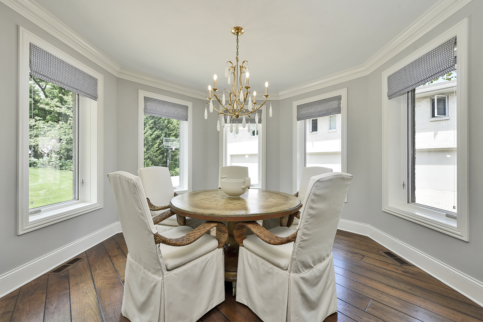 1877 Banbury Road Inverness, IL 60067 - Photo 21 of 59