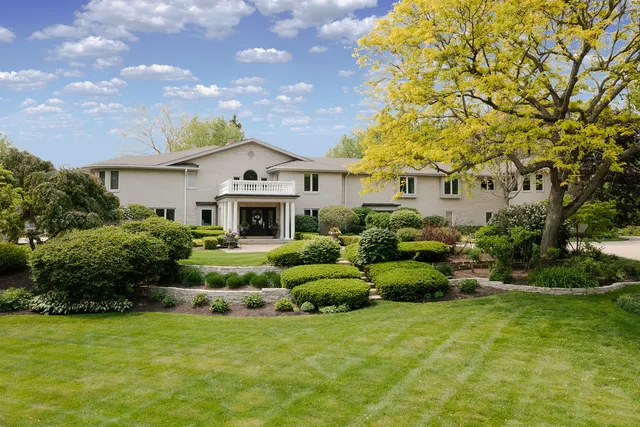 $2,495,000 | 1877 Banbury Road, Inverness, IL 60067