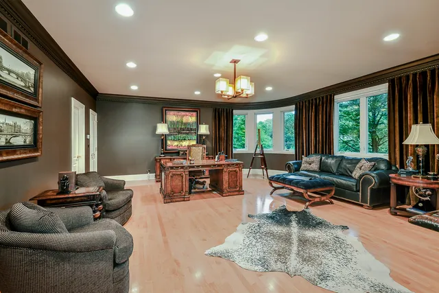 $2,495,000 | 1877 Banbury Road, Inverness, IL 60067