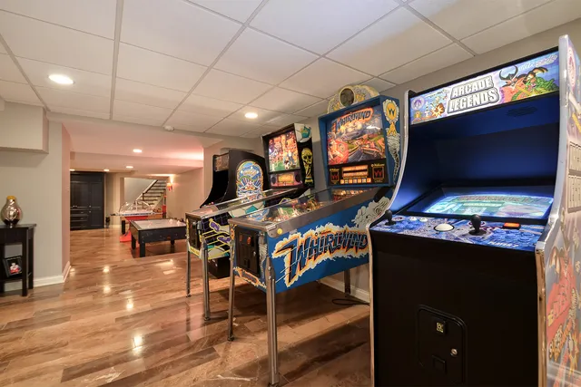 $2,495,000 | 1877 Banbury Road, Inverness, IL 60067