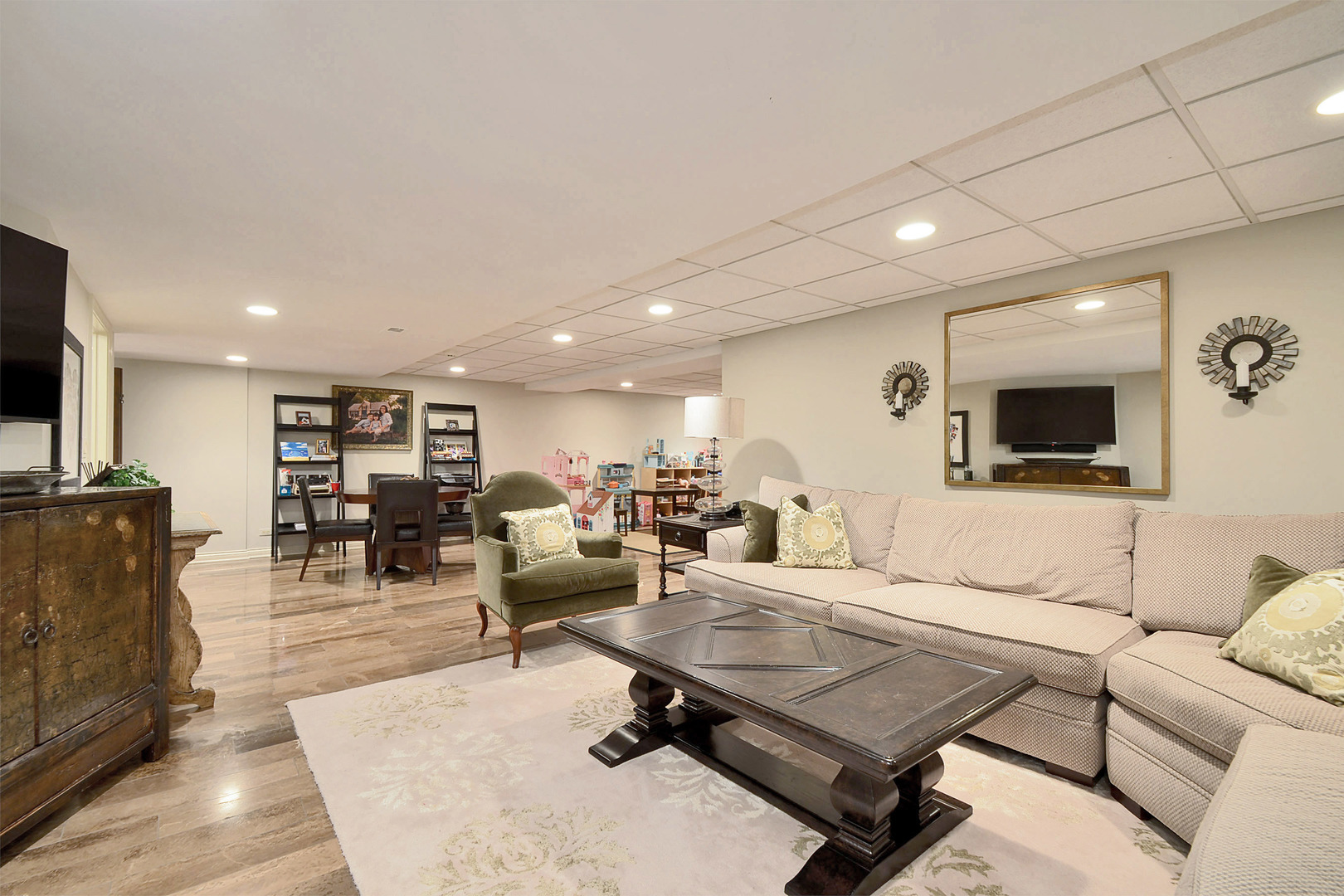 1877 Banbury Road Inverness, IL 60067 - Photo 40 of 59