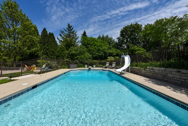 $2,495,000 | 1877 Banbury Road, Inverness, IL 60067