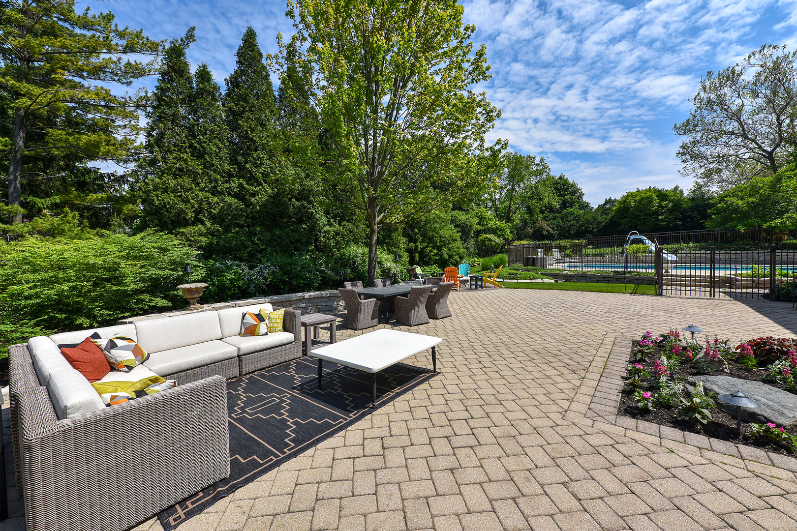 1877 Banbury Road Inverness, IL 60067 - Photo 47 of 59 a view of outdoor space with seating