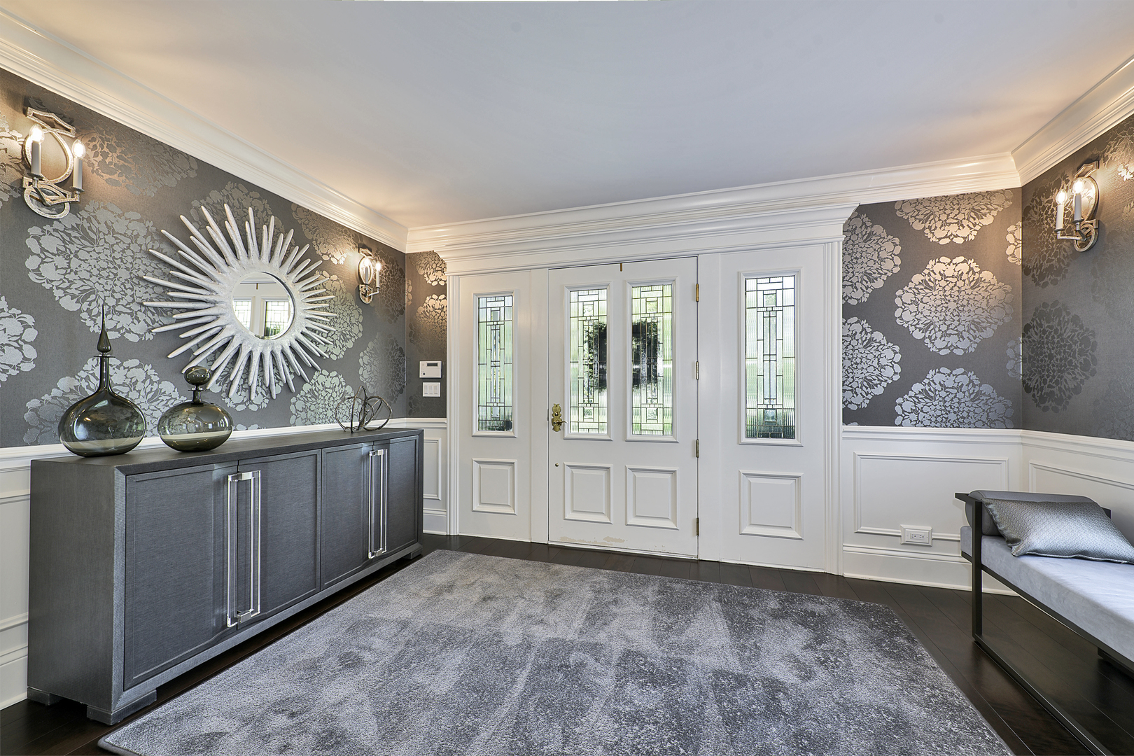 1877 Banbury Road Inverness, IL 60067 - Photo 6 of 59 a bathroom with a sink a mirror and a bathtub