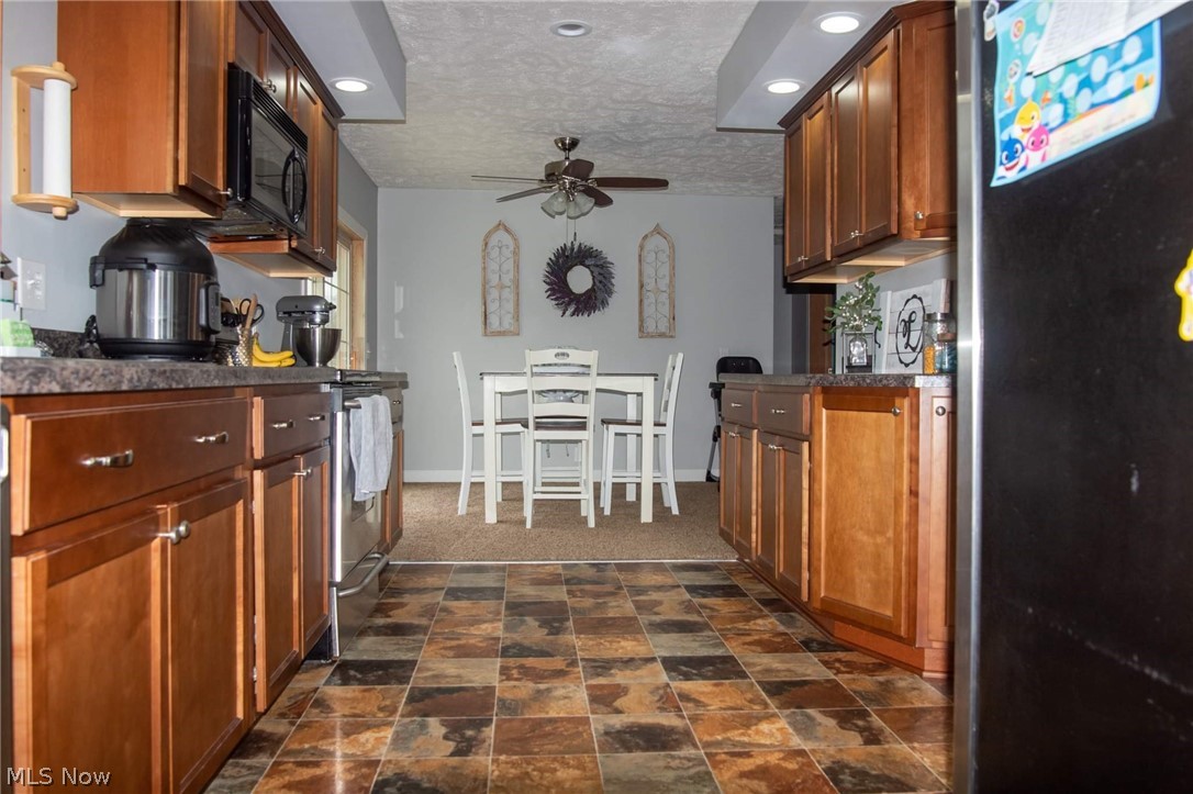 5162 Factor Road Southwest Sherrodsville, OH 44675 - Photo 12 of 35