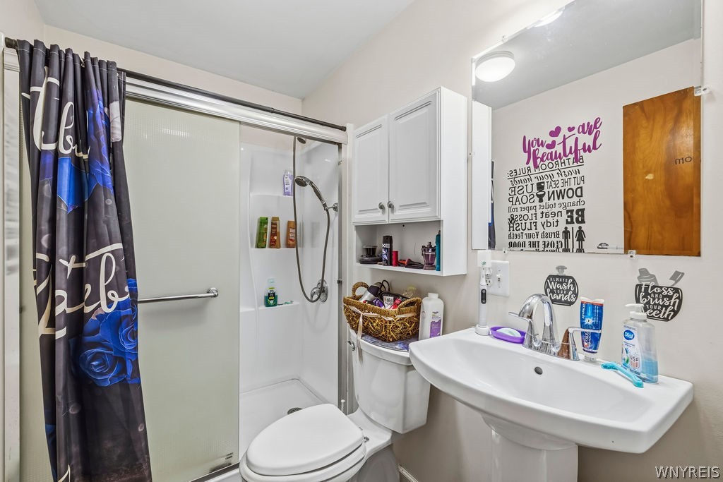 7020 Packard Road Niagara, NY 14304 - Photo 14 of 24 Gallery Image 14