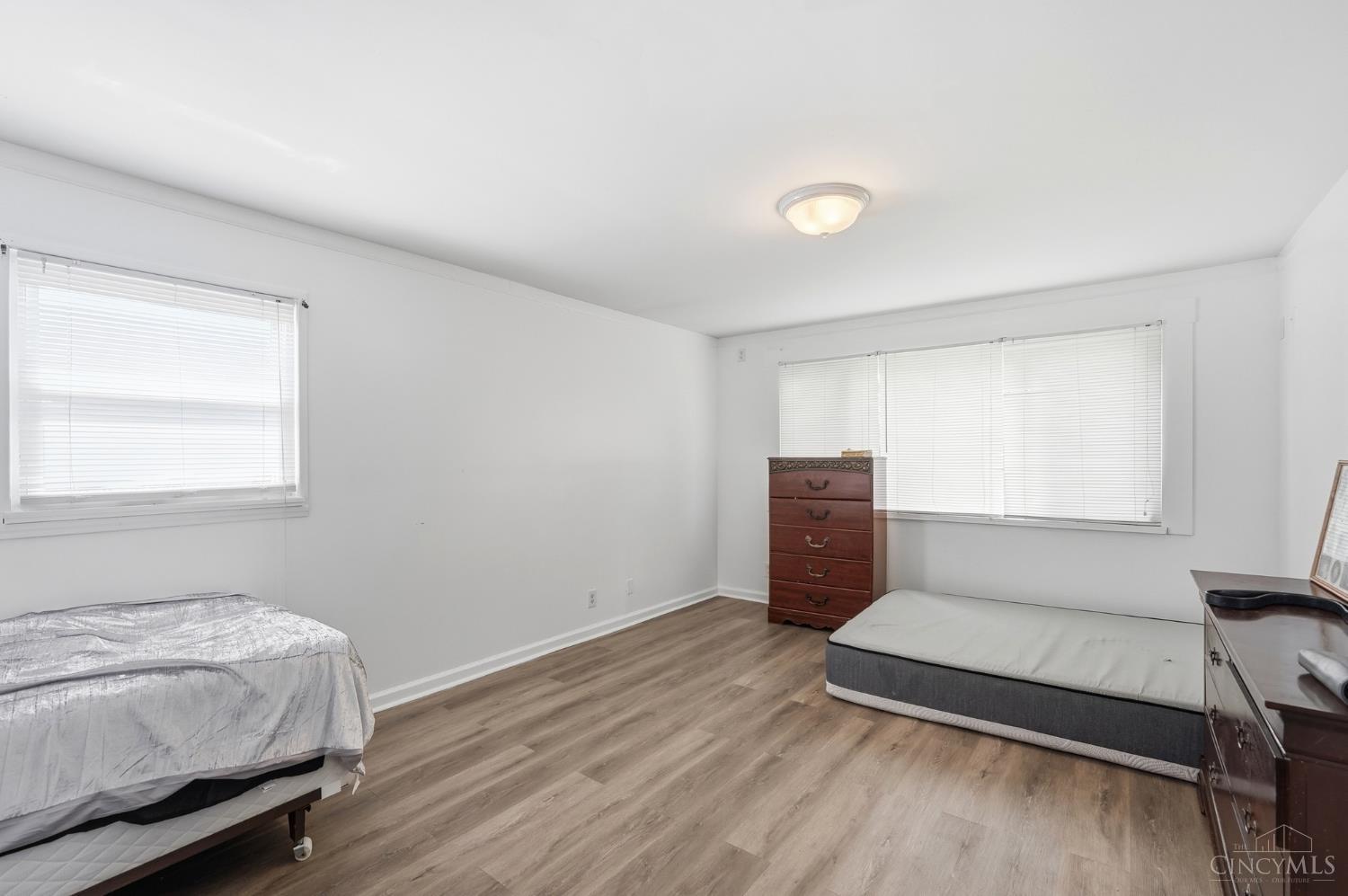 935 West North Bend Road Cincinnati, OH 45224 - Photo 23 of 53