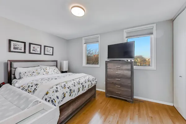 $750,000 | 2502 North Bosworth Avenue, Chicago, IL 60614