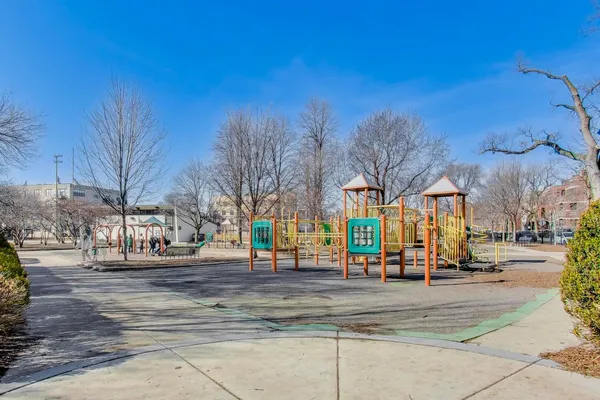 $750,000 | 2502 North Bosworth Avenue, Chicago, IL 60614