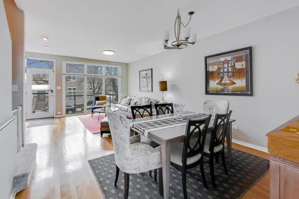 $750,000 | 2502 North Bosworth Avenue, Chicago, IL 60614