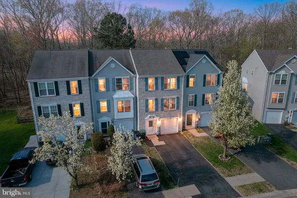$354,000 | 360 North Barrington Court, Newark, DE 19702
