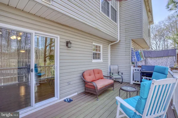 $354,000 | 360 North Barrington Court, Newark, DE 19702