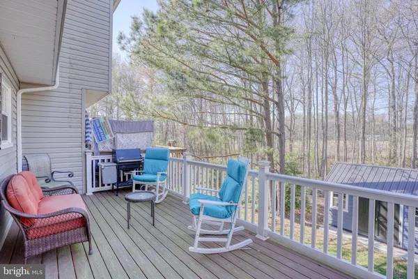 $354,000 | 360 North Barrington Court, Newark, DE 19702