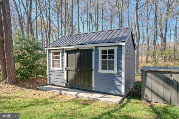 $354,000 | 360 North Barrington Court, Newark, DE 19702