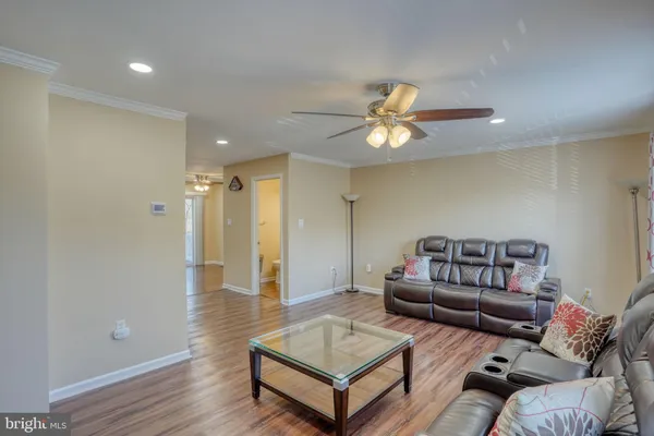 $354,000 | 360 North Barrington Court, Newark, DE 19702