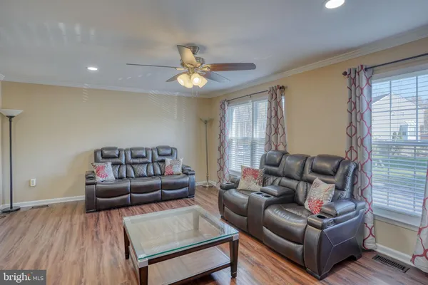$354,000 | 360 North Barrington Court, Newark, DE 19702