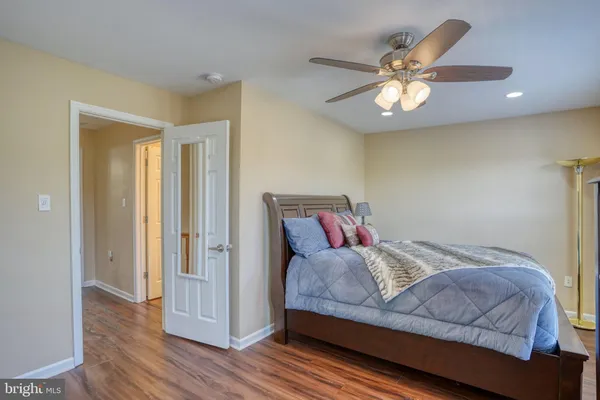 $354,000 | 360 North Barrington Court, Newark, DE 19702