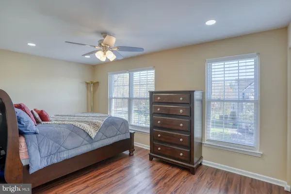 $354,000 | 360 North Barrington Court, Newark, DE 19702