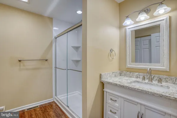 $354,000 | 360 North Barrington Court, Newark, DE 19702