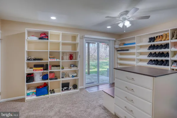 $354,000 | 360 North Barrington Court, Newark, DE 19702