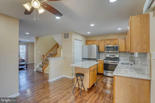 $354,000 | 360 North Barrington Court, Newark, DE 19702