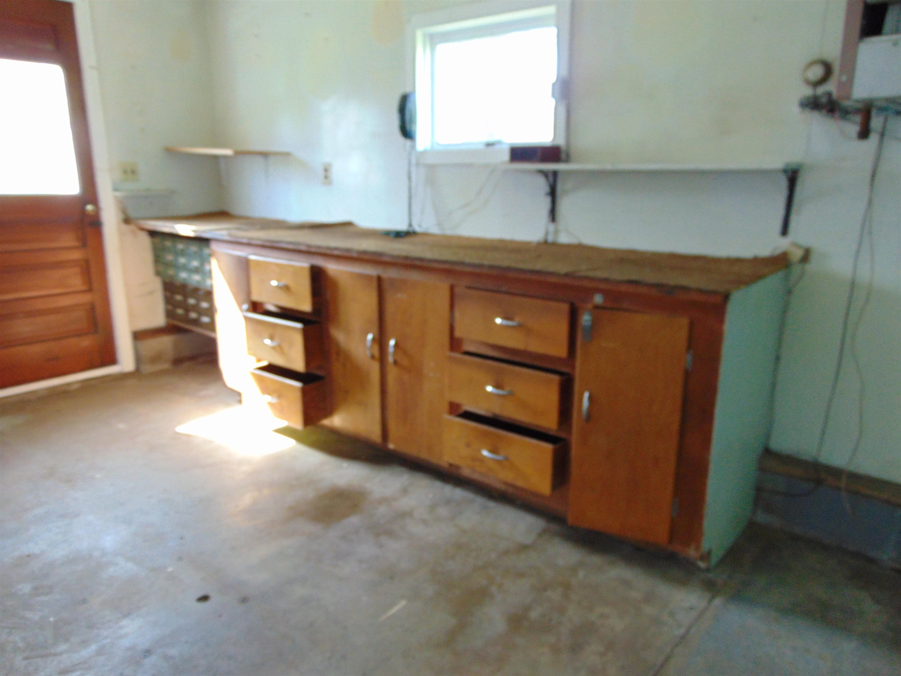22070 Gratiot Road Merrill, MI 48637 - Photo 36 of 44 1899341-35.JPG