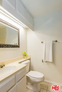 $395,000 | 7025 Glade Avenue, Unit 24, Canoga Park, CA 91303