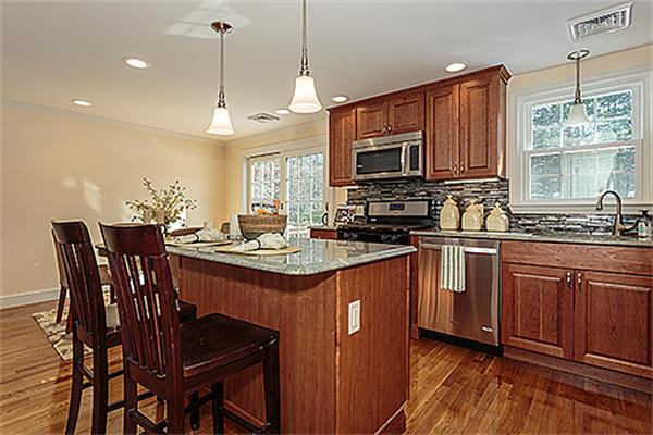 3 Francesca Way Billerica, MA 01821 - Photo 3 of 30 Gallery Image 3