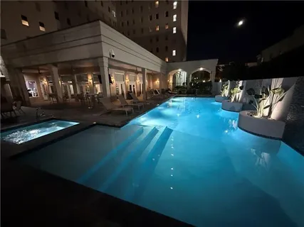 $189,000 | 1205 St Charles Avenue, Unit 1215, New Orleans, LA 70130