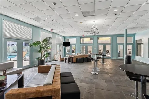 $189,000 | 1205 St Charles Avenue, Unit 1215, New Orleans, LA 70130