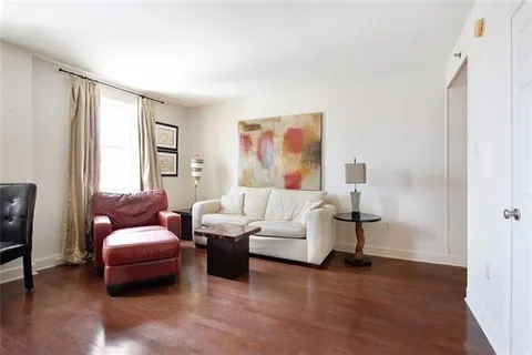 $189,000 | 1205 St Charles Avenue, Unit 1215, New Orleans, LA 70130