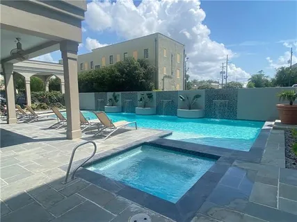 $189,000 | 1205 St Charles Avenue, Unit 1215, New Orleans, LA 70130