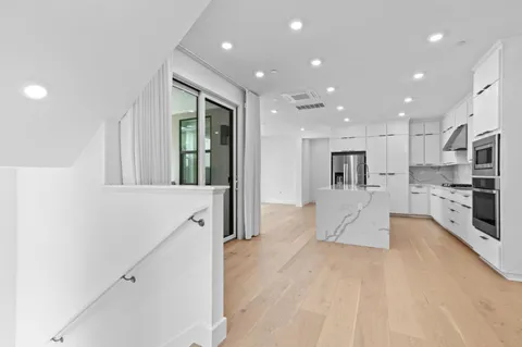 $6,300 | 3020 Boyter Place, Unit 105, Santa Clara, CA 95051