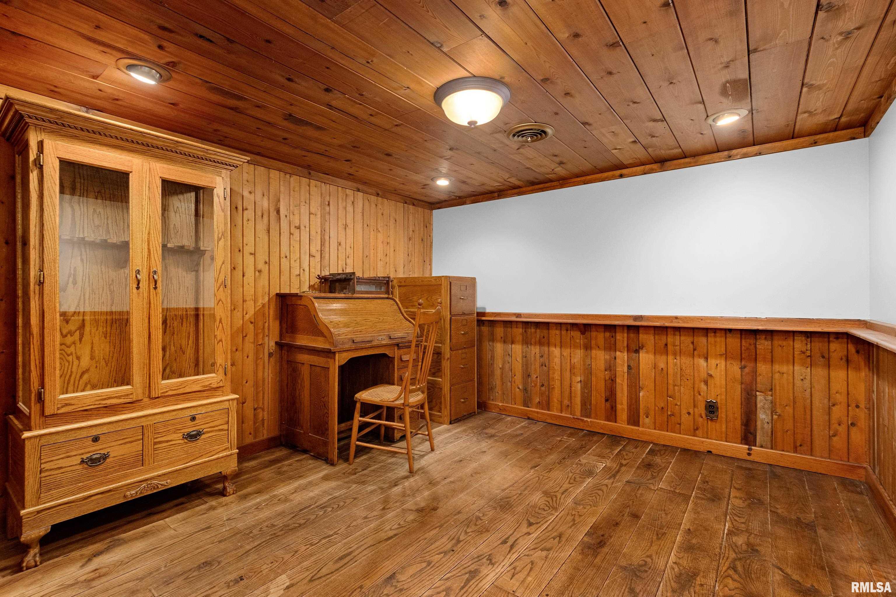 1263 Hickory Grove Road Lacon, IL 61540 - Photo 34 of 60 Gallery Image 34