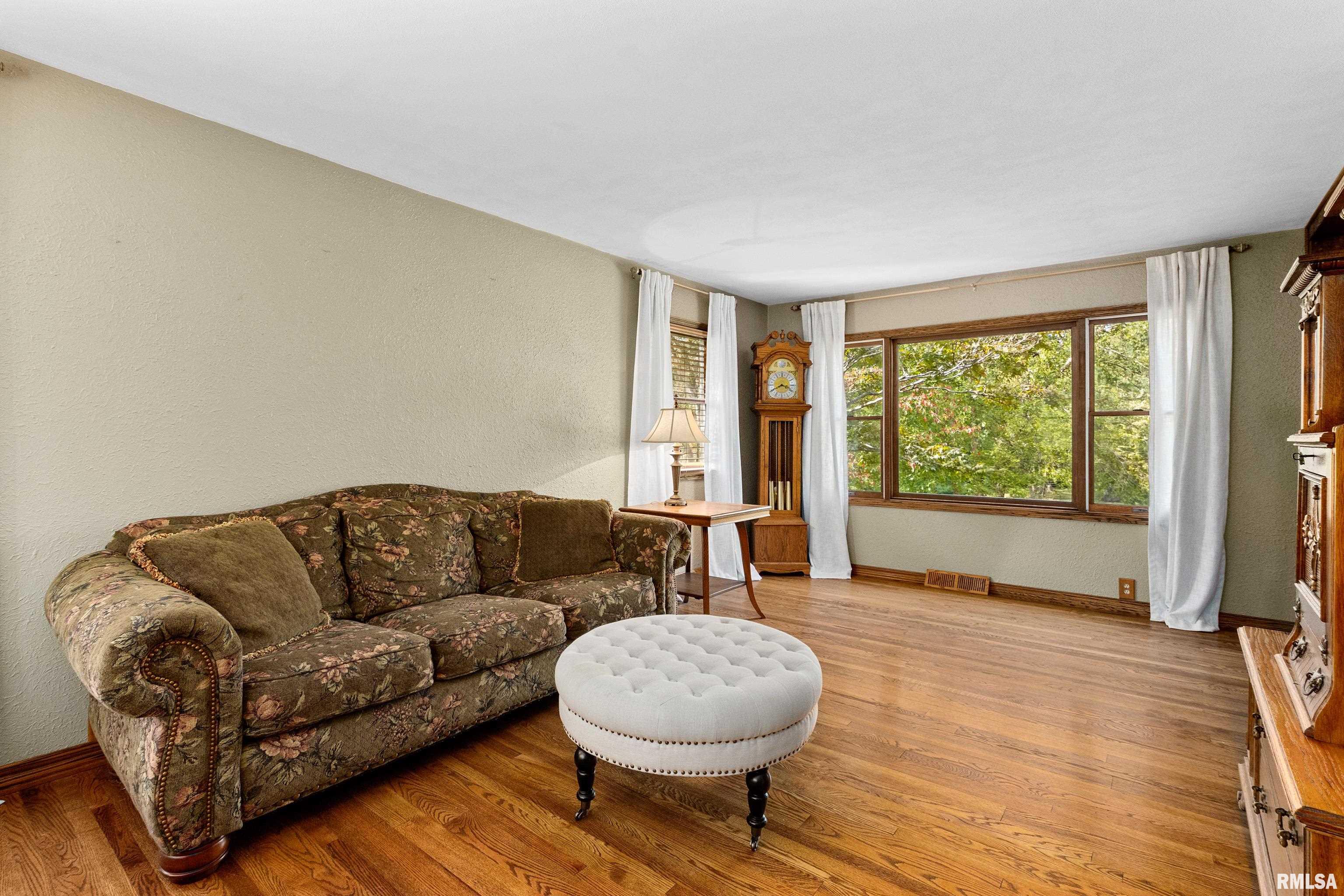 1263 Hickory Grove Road Lacon, IL 61540 - Photo 8 of 60 Gallery Image 8