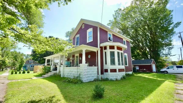 $550,000 | 207 Cherry Street, Three Oaks, MI 49128