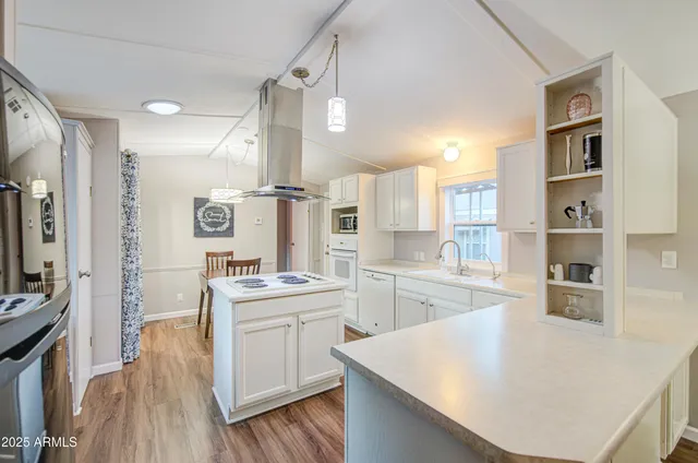 $120,000 | 2233 East Behrend Drive, Unit 142, Phoenix, AZ 85024