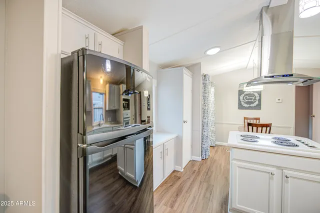 $120,000 | 2233 East Behrend Drive, Unit 142, Phoenix, AZ 85024