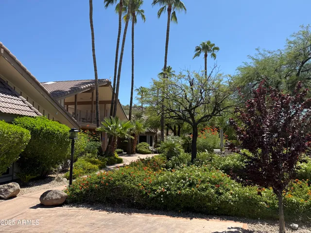 $120,000 | 2233 East Behrend Drive, Unit 142, Phoenix, AZ 85024