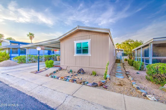 $120,000 | 2233 East Behrend Drive, Unit 142, Phoenix, AZ 85024
