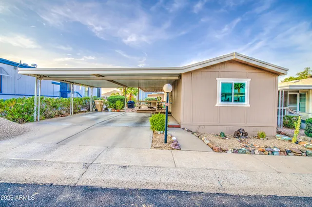 $120,000 | 2233 East Behrend Drive, Unit 142, Phoenix, AZ 85024