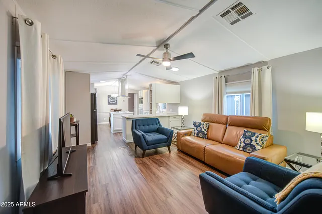 $120,000 | 2233 East Behrend Drive, Unit 142, Phoenix, AZ 85024