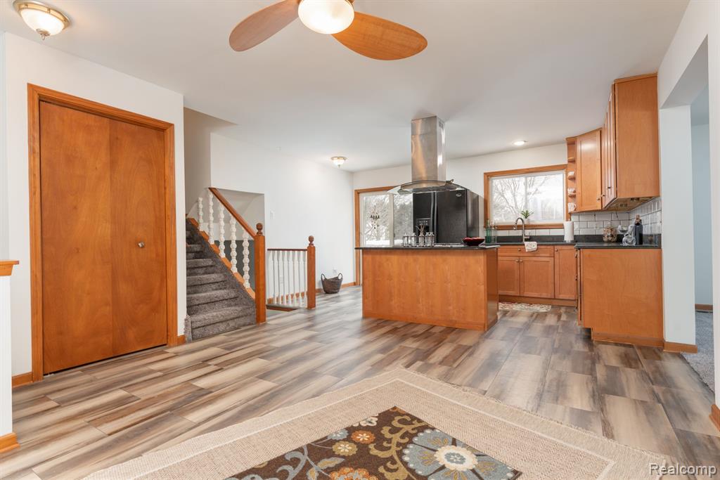 5787 Byron Road Howell, MI 48855 - Photo 8 of 51